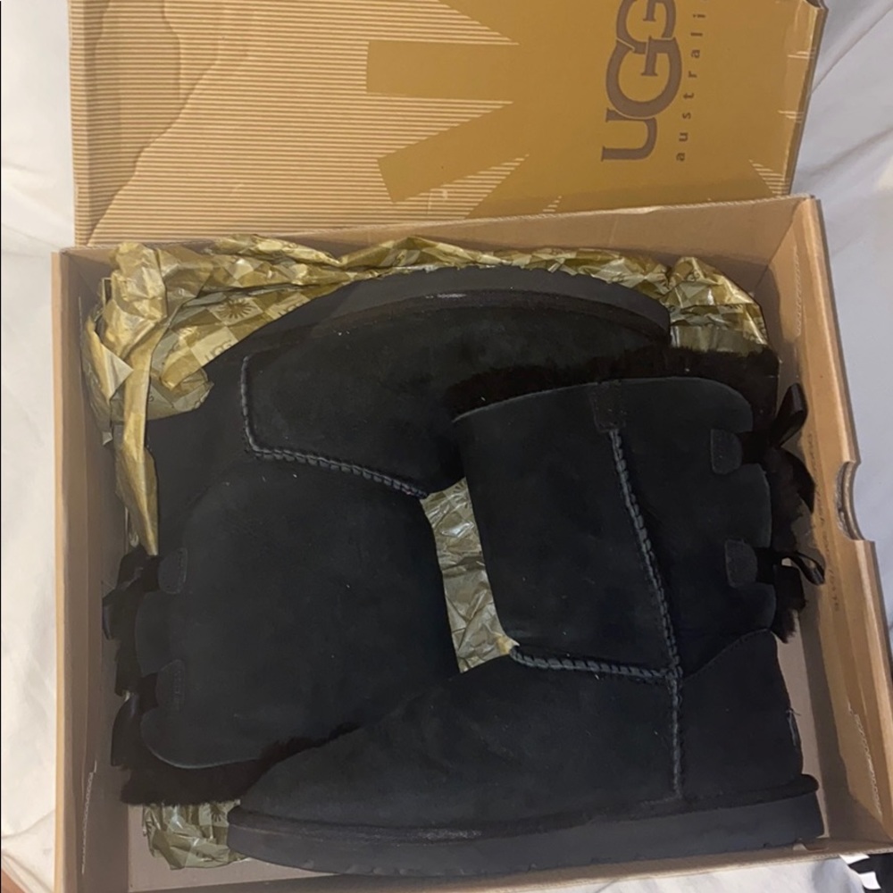 Ugg Bailey bow